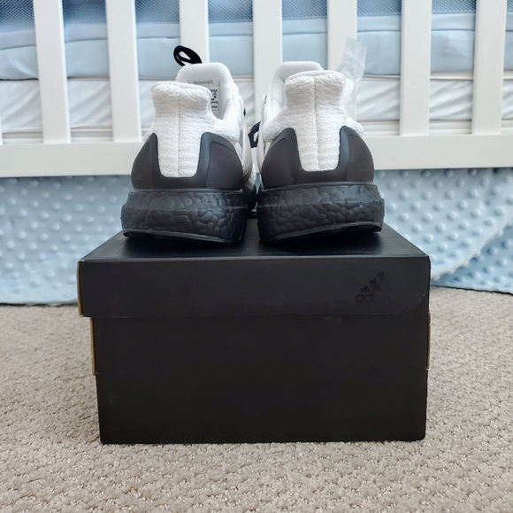 🦄🔥💯 VERY RARE Adidas UltraBoost Xeno sz 9 - Picture 5 of 7